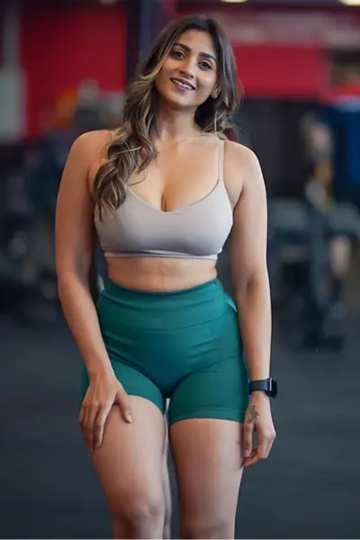Airoli Escorts