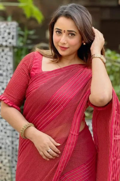Mumbra Escorts