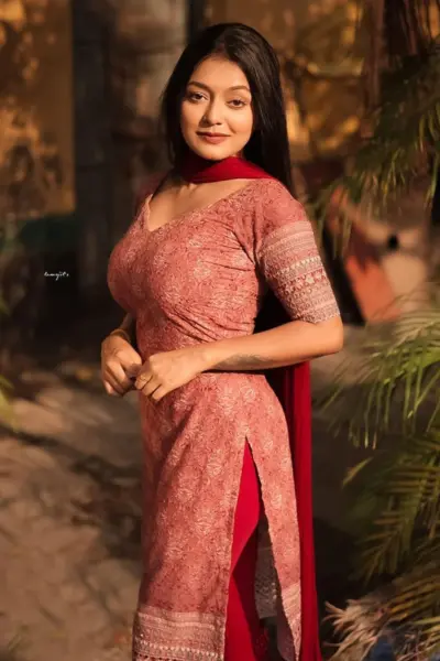 Mumbai VIP Escorts